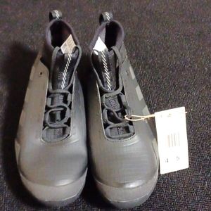 Adidas The Gravel Cycling Shoes Men's Size 4 Triple Black FZ5446